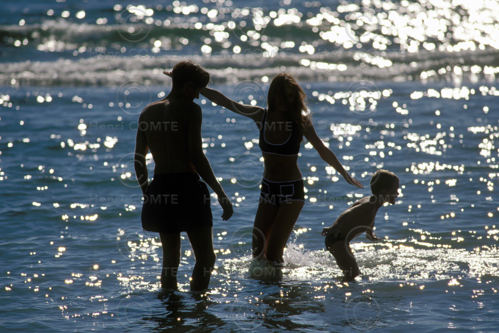 Famille à la plage